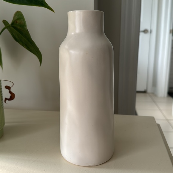 rae dunn hold vase vguc - Picture 4 of 5